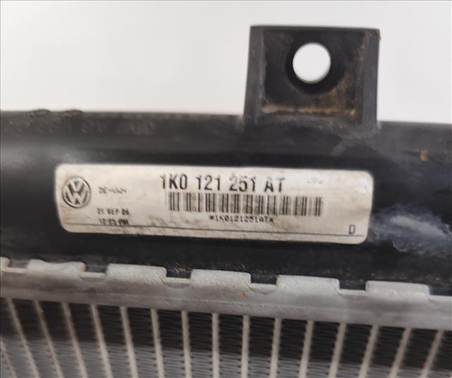 VOLKSWAGEN Golf 3 generation (1991-1998) Охлаждающий радиатор 1K0121251AT 24993950