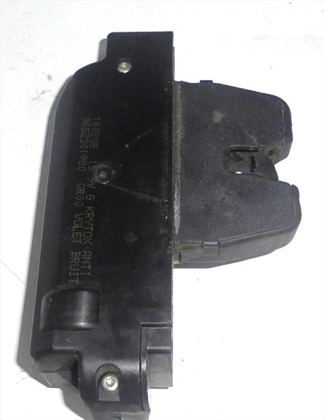 FORD Ka 2 generation (2008-2020) Замок крышки багажника 9652301980 24999723