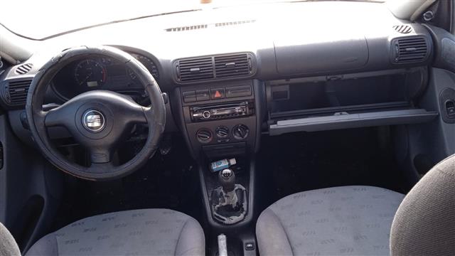 NISSAN Leon 1 generation (1999-2005) Фонарь задний правый 1M6945258 25000585