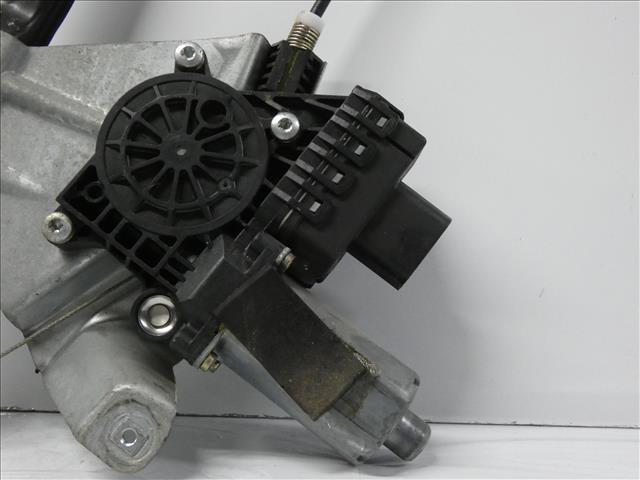 DAIHATSU Forreste højre dør vinduesregulator 0130821947 24992966