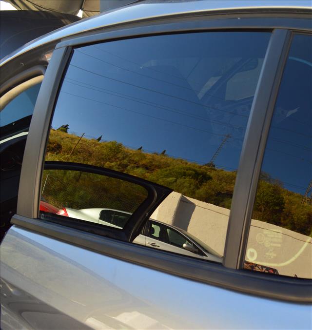 PEUGEOT 208 Peugeot 208 (2012-2015) Galinė kairė fortkutė (mažasis stiklas) 24996225