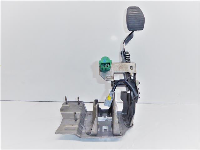 DODGE 2 generation (2007-2015) Clutch Pedal 24993119