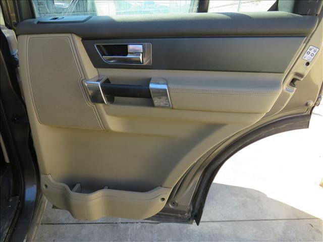 LAND ROVER Discovery 2 generation (1998-2004) Rear Right Door Molding 24993571