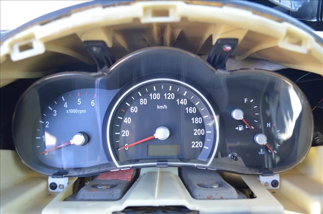 KIA Carnival UP/GQ (1999-2006) Speedometer 94003-4D265 24998019