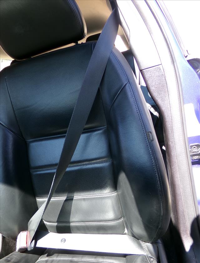 VAUXHALL Front Left Seatbelt 25000598