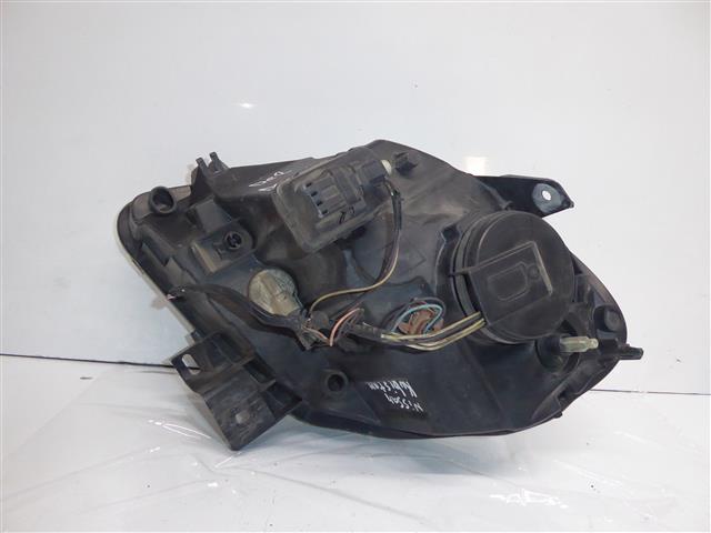 NISSAN Fram höger strålkastare 8200236591 24992548