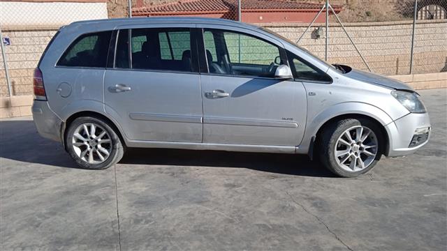 OPEL Zafira A (1999-2003) Капот 24995203