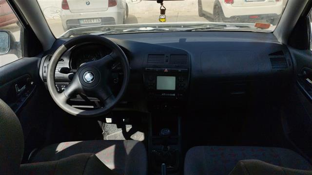 SEAT Cordoba 2 generation (1999-2009) Front Left Seatbelt 6K4857705A 25000888