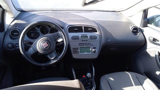 OPEL Combo D (2011-2020) Bal első ajtó ablakemelője 25352327