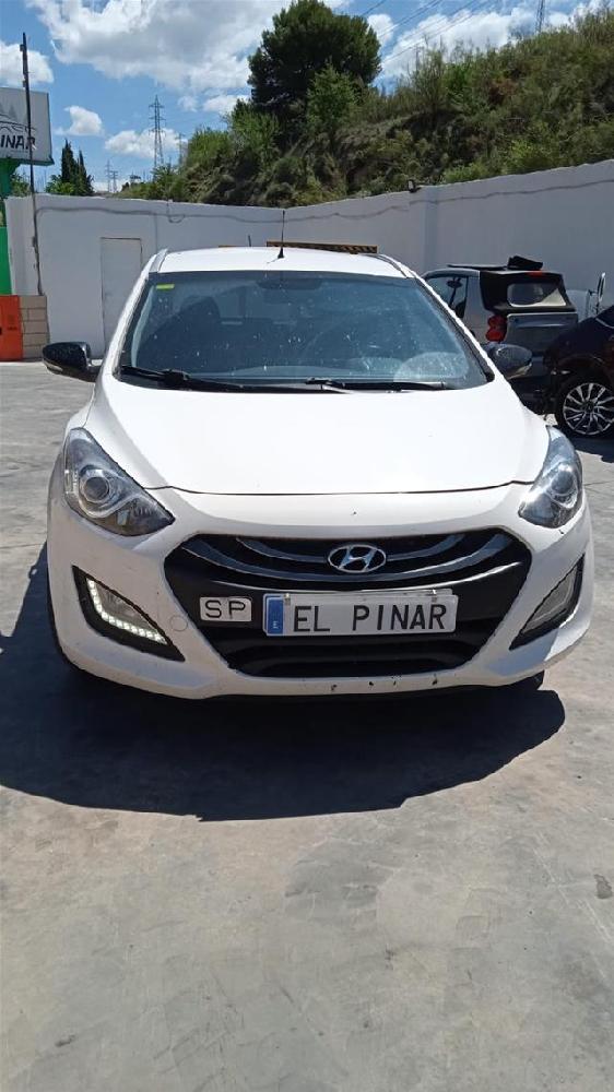 HYUNDAI i30 GD (2 generation) (2012-2017) Моторчик заднего стеклоочистителя 24996139