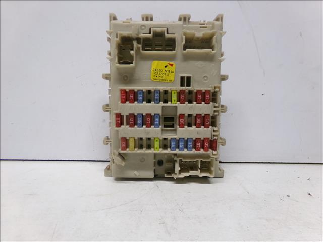 VAUXHALL Fuse Box 243505M310 25001173