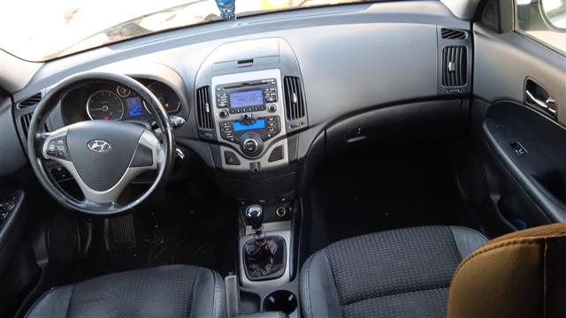 HYUNDAI i30 FD (1 generation) (2007-2012) Front Right Driveshaft 24450459