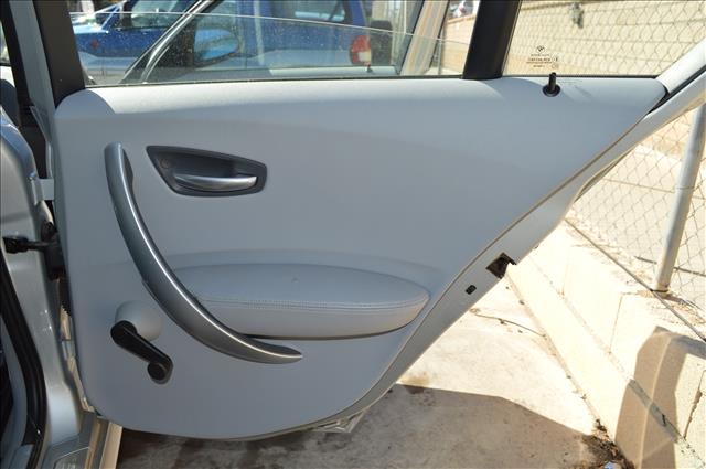 BMW 1 Series E81/E82/E87/E88 (2004-2013) Rear Right Door Molding 24997236