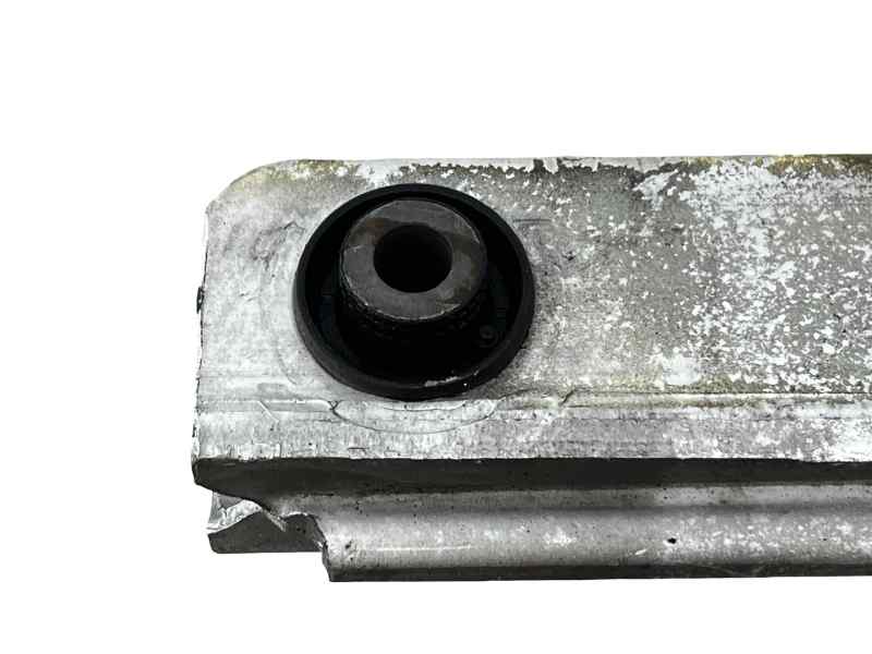 Brazo de la suspensión inferior trasero izquierdo A20DTH 13219164 de Opel Insignia 2008-2017 - pieza usada