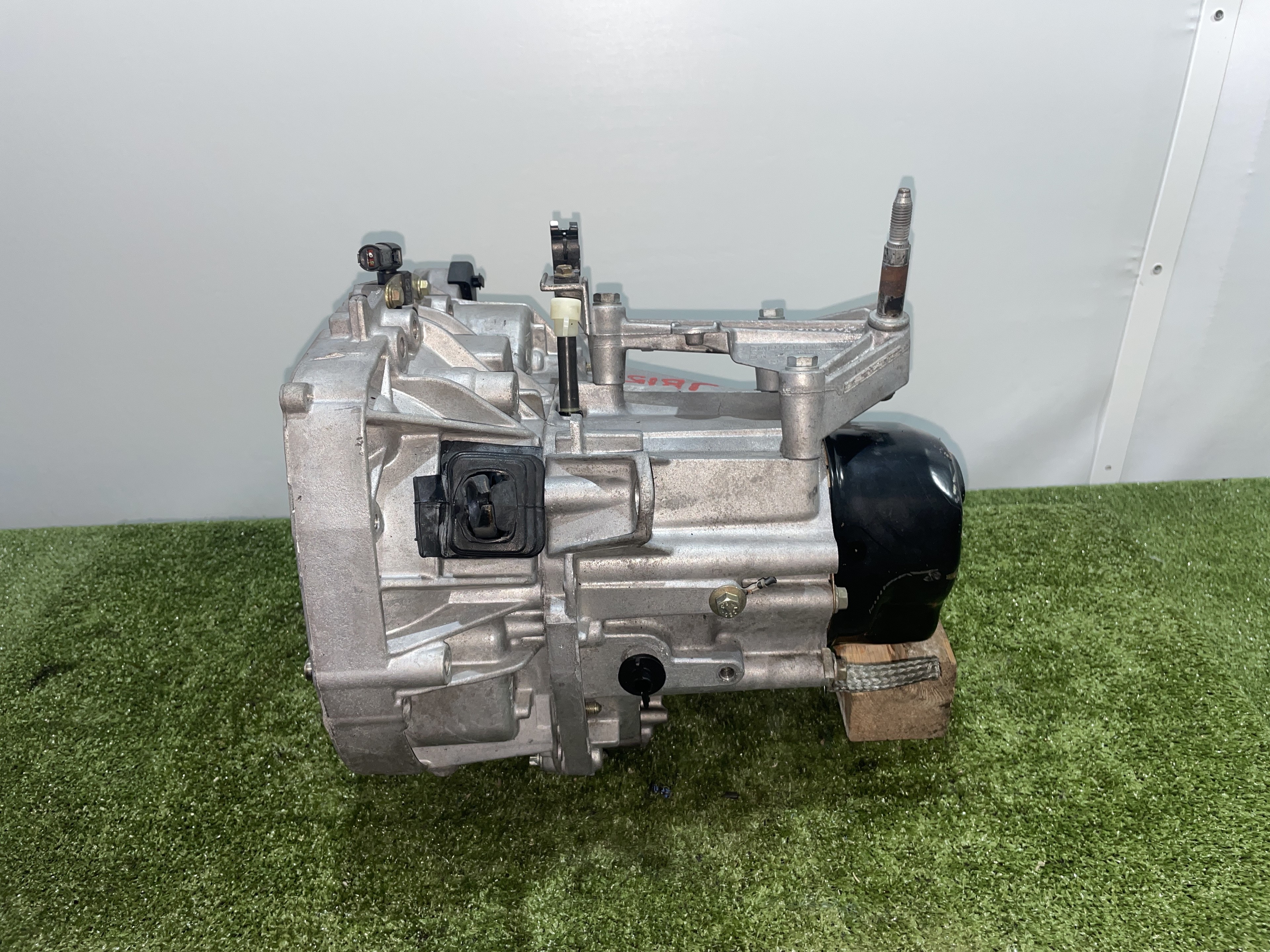 RENAULT Clio 3 generation (2005-2012) Gearbox JB1513 23547087