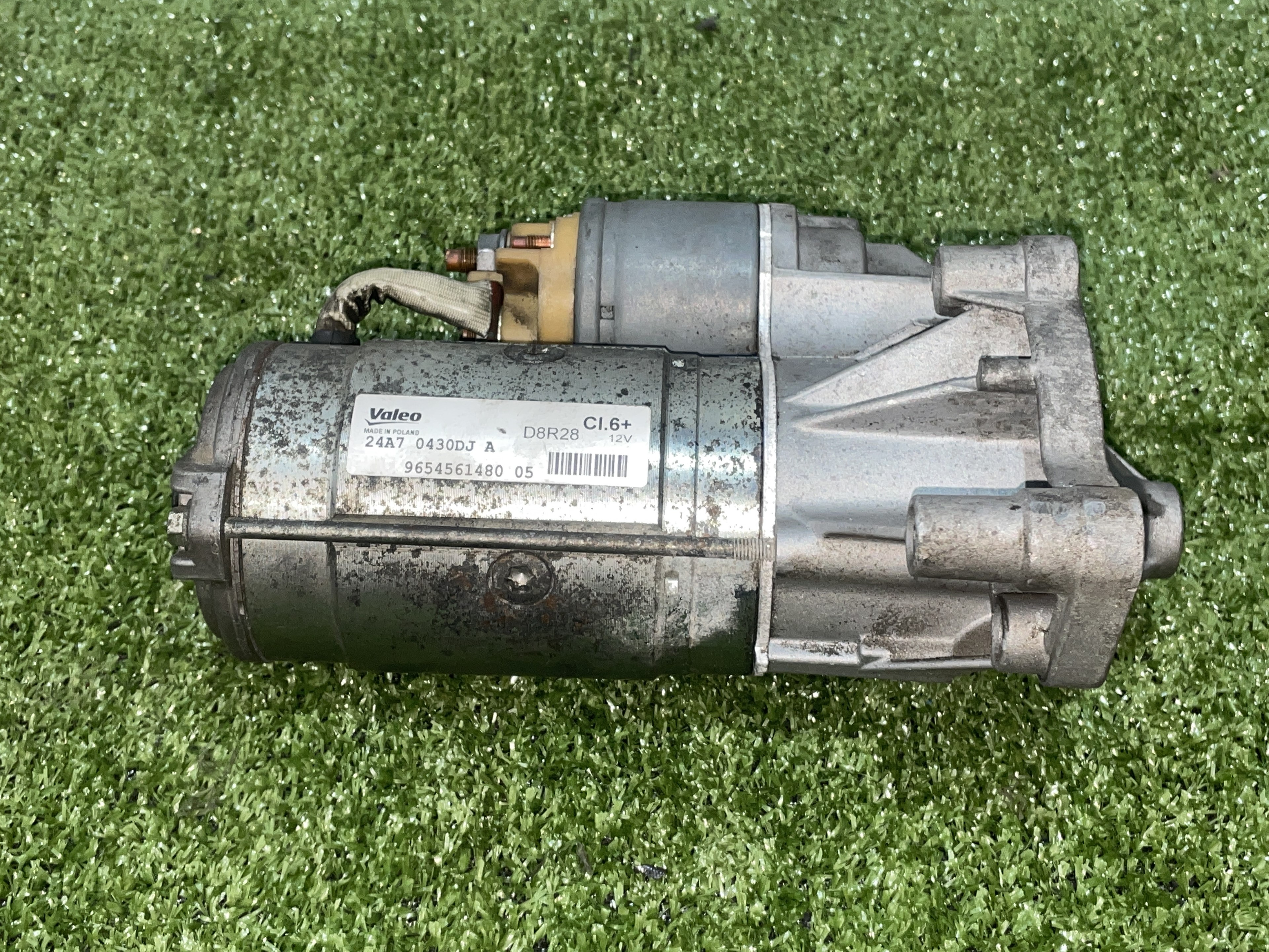 PEUGEOT 3008 1 generation (2010-2016) Starter Motor D8R28,VALEO,9654561480 25942646