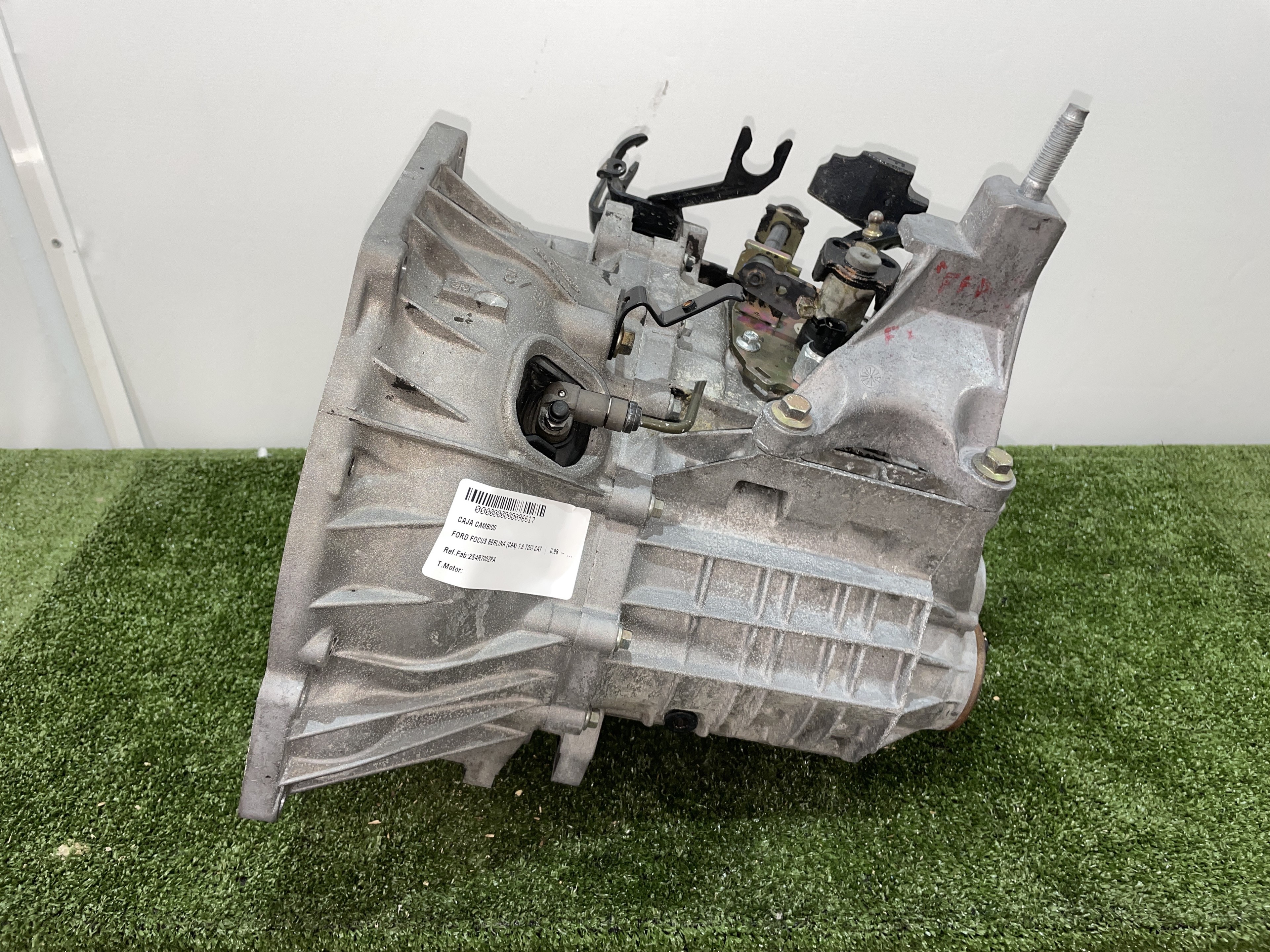 FORD Focus 1 generation (1998-2010) Gearbox 2S4R7002PA 23547653