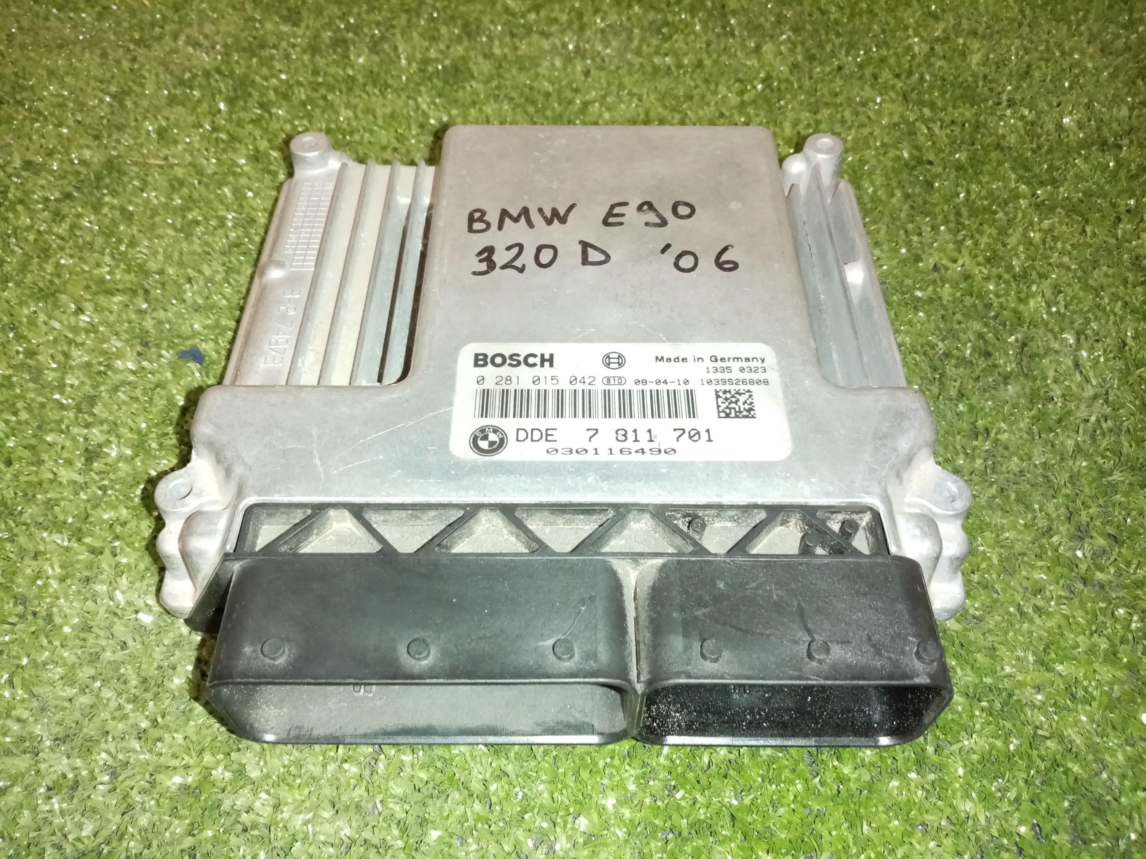 BMW 3 Series E90/E91/E92/E93 (2004-2013) Motorkontrolenhed ECU 0281015042,7811701 23546315