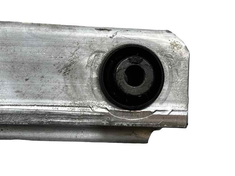 Brazo de la suspensión inferior trasero derecho A20DTH 13219164 de Opel Insignia 2008-2017 - pieza usada