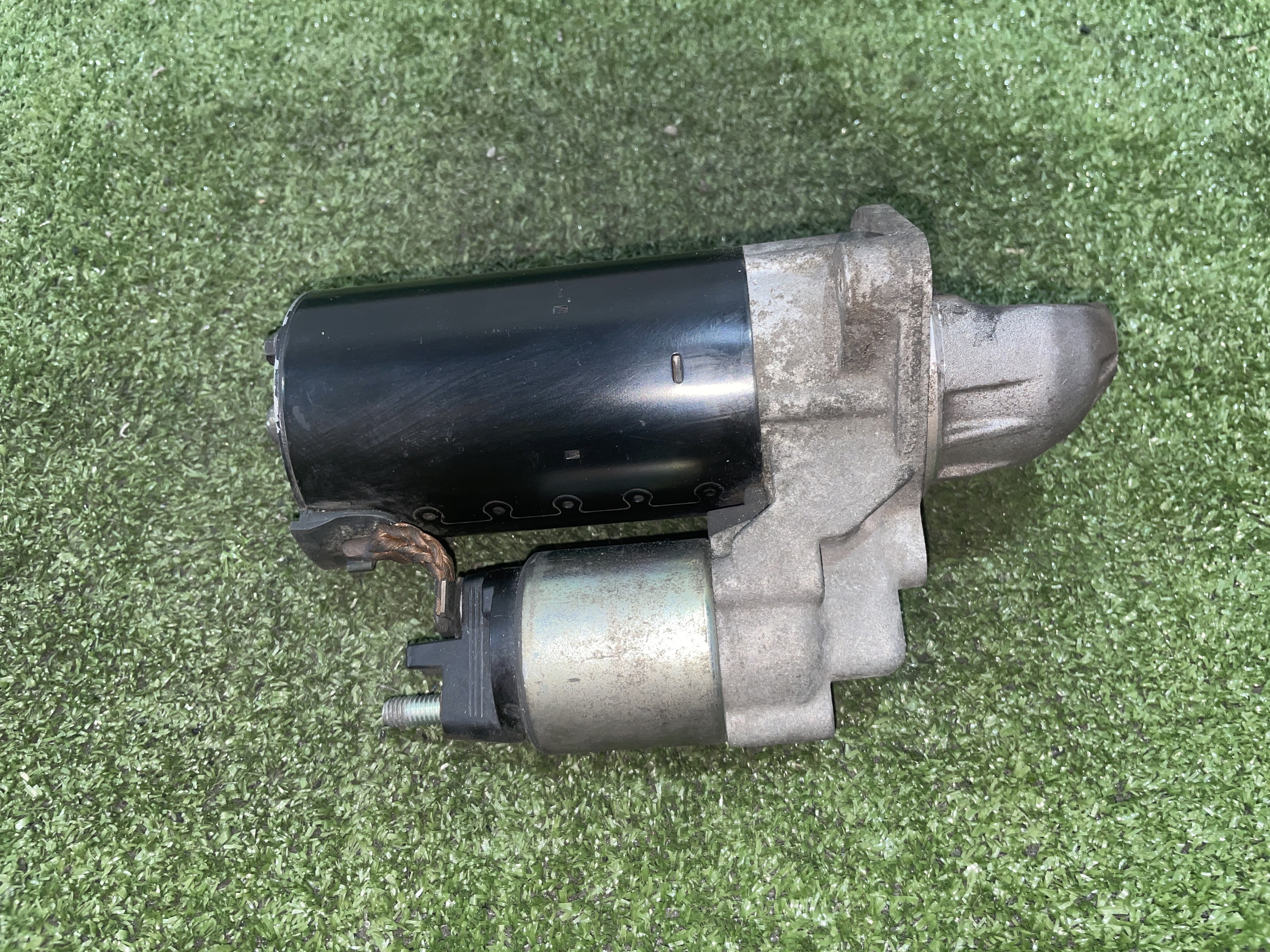 BMW 3 Series E90/E91/E92/E93 (2004-2013) Startovací motor 0001115046,7796892-02 23549505