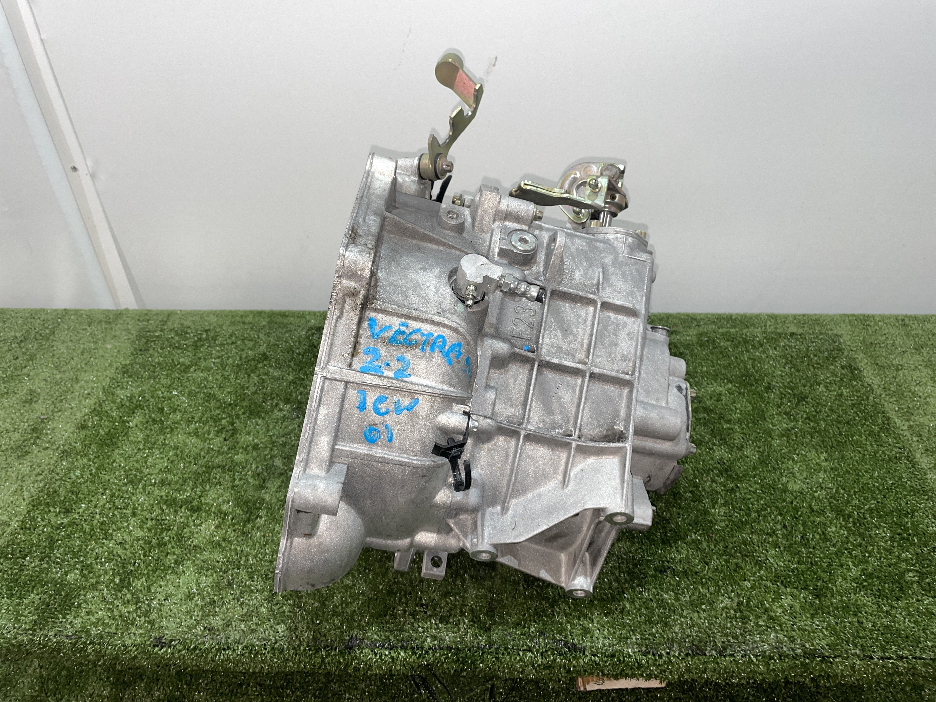 OPEL Vectra B (1995-1999) Gearbox F23 23547503