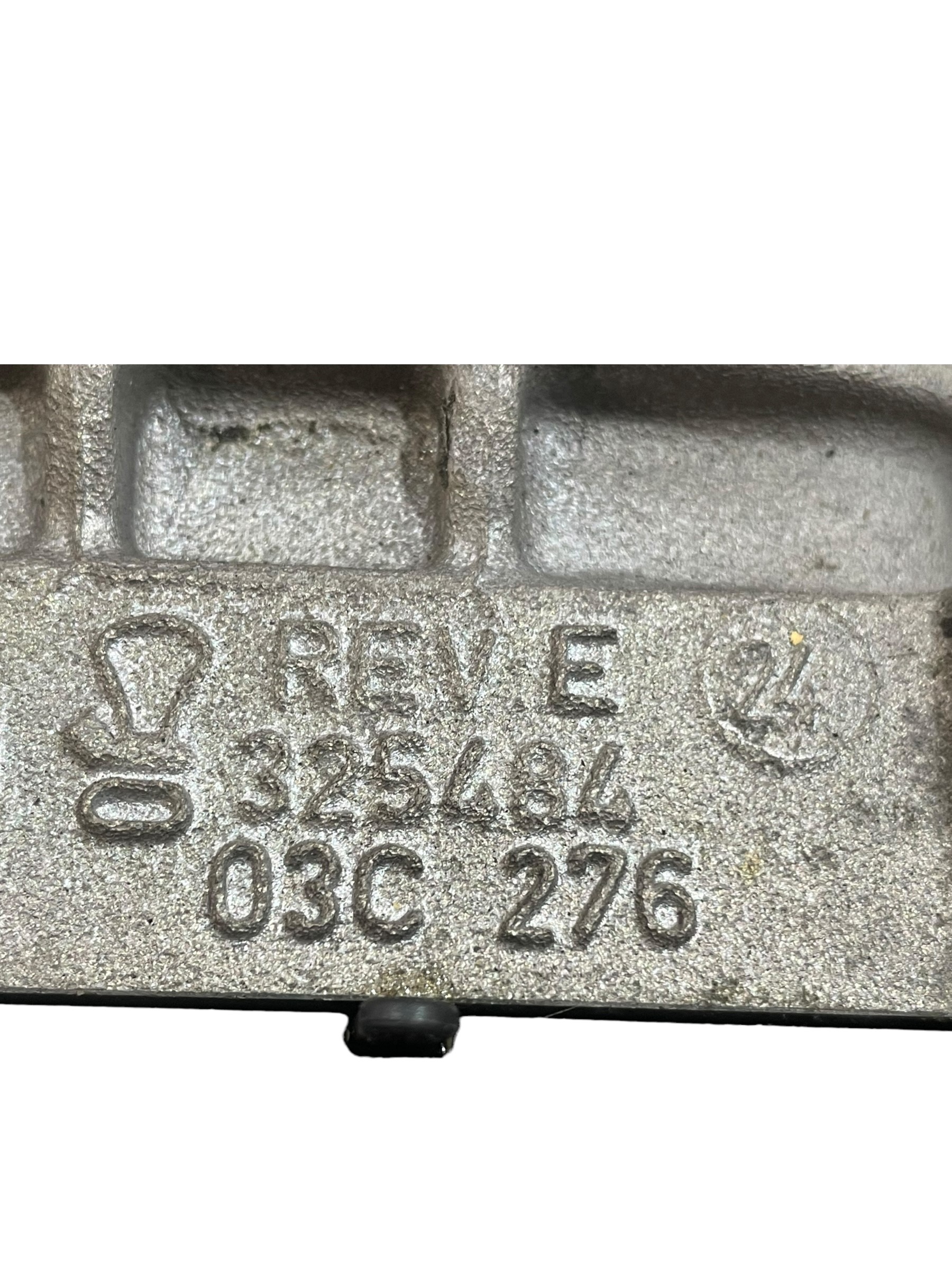 VOLKSWAGEN Golf 5 generation (2003-2009) Kompresors 03C145601E 25943521