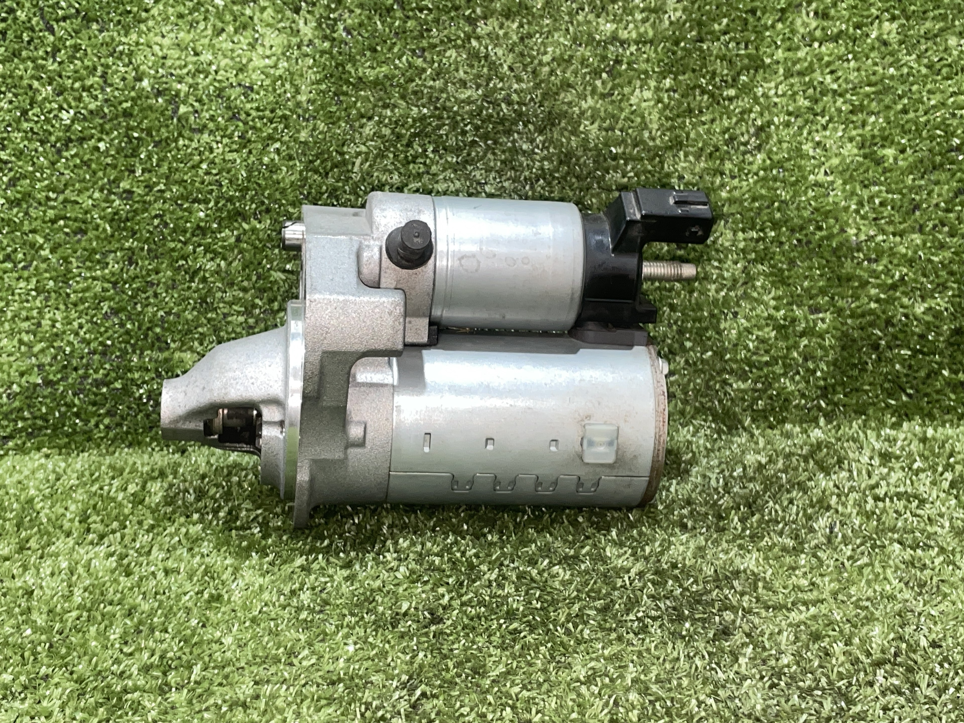 PEUGEOT 208 Peugeot 208 (2012-2015) Starter Motor DENSO, 9671530880, 4280008332 24950863