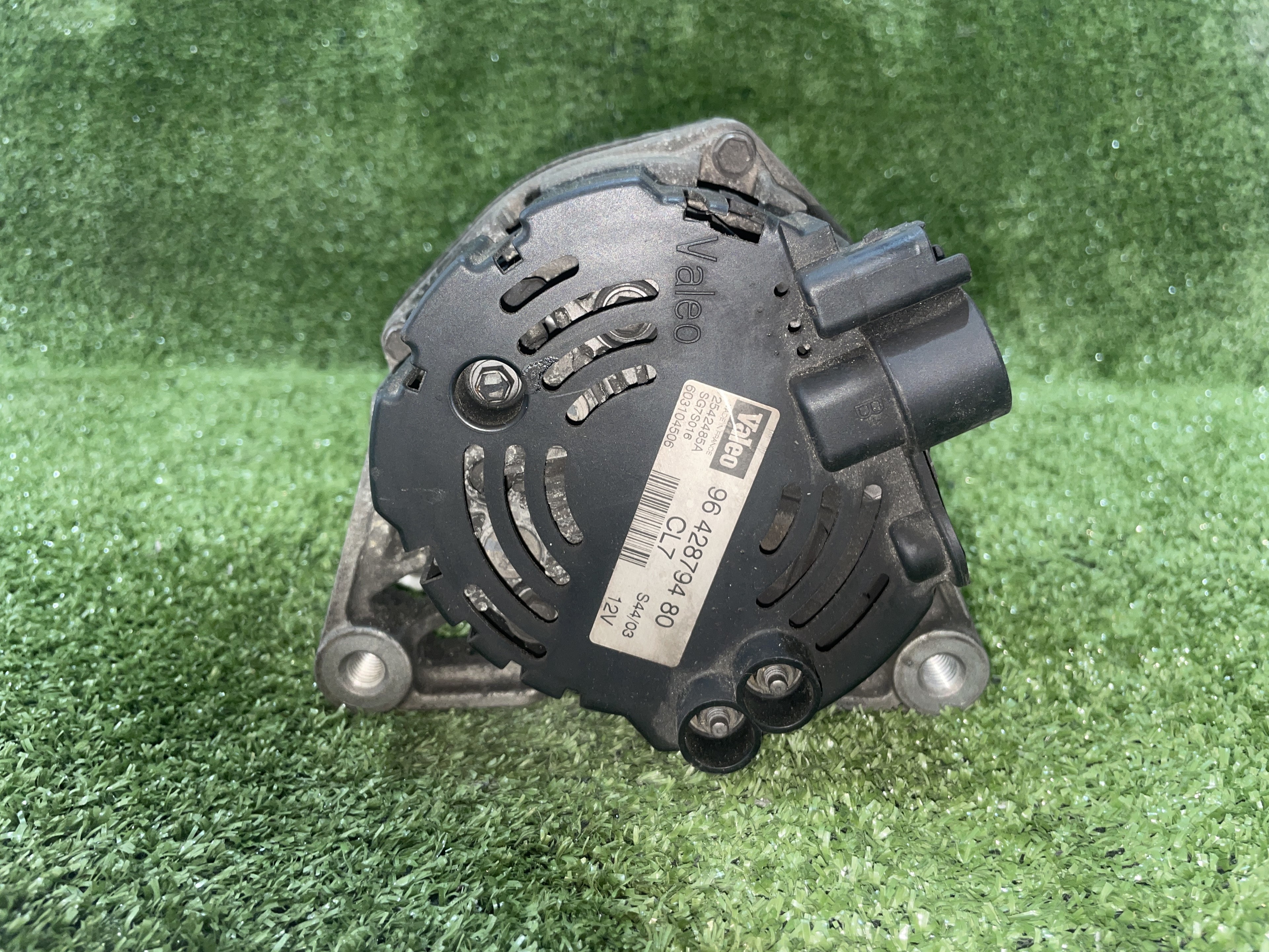 CITROËN C2 1 generation (2003-2009) Alternator SG7S016, VALEO, 9642879480 21584695