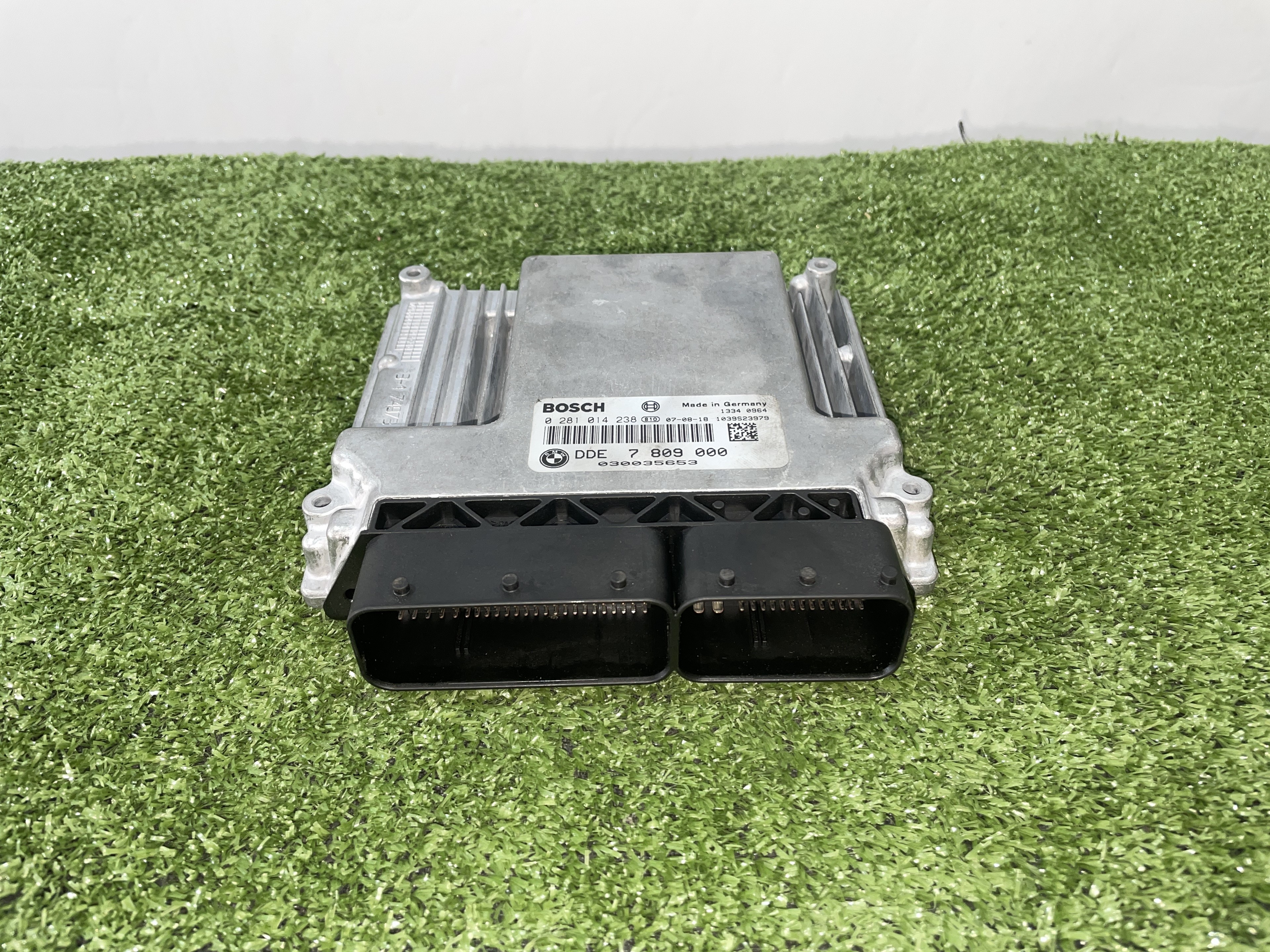 BMW 5 Series E60/E61 (2003-2010) Engine Control Unit ECU 0281014238,7809000 23844740