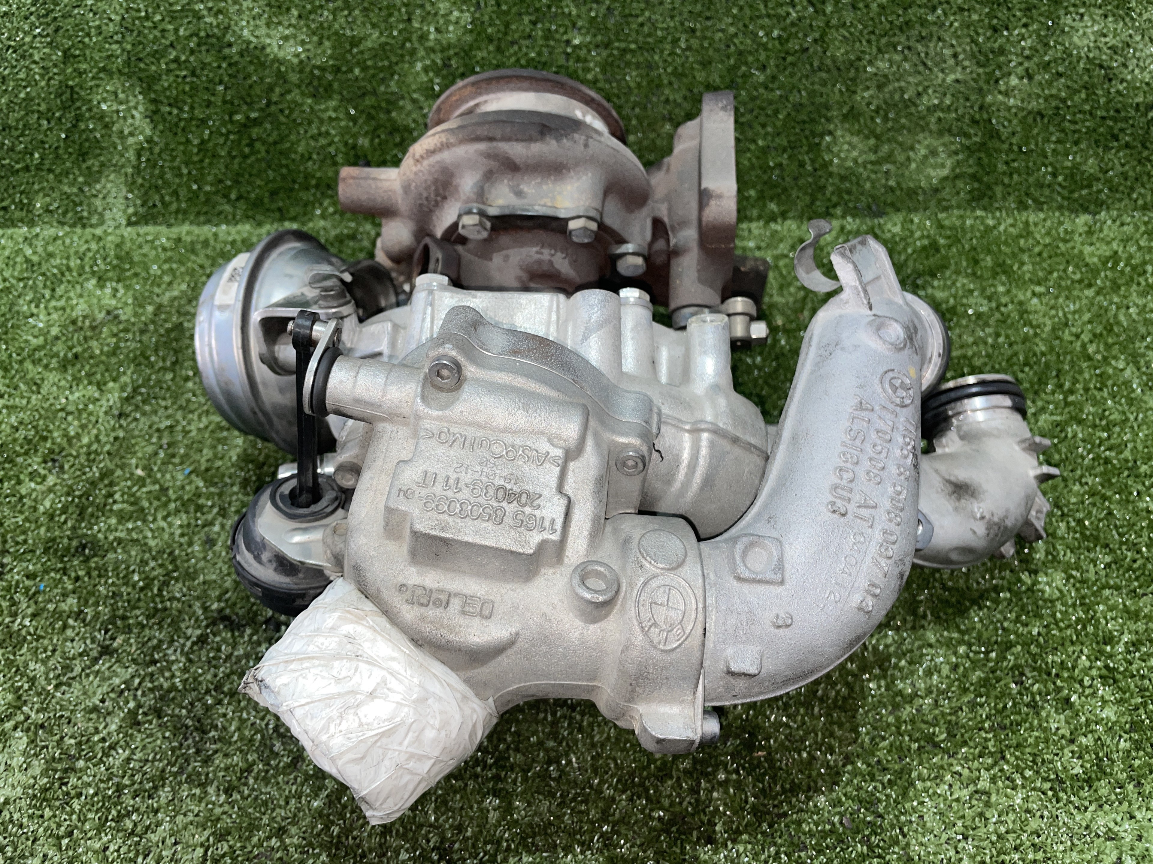 BMW 6 Series F06/F12/F13 (2010-2018) Turbocharger 53269700011,BORGWARNER,11658508092-08 25942869