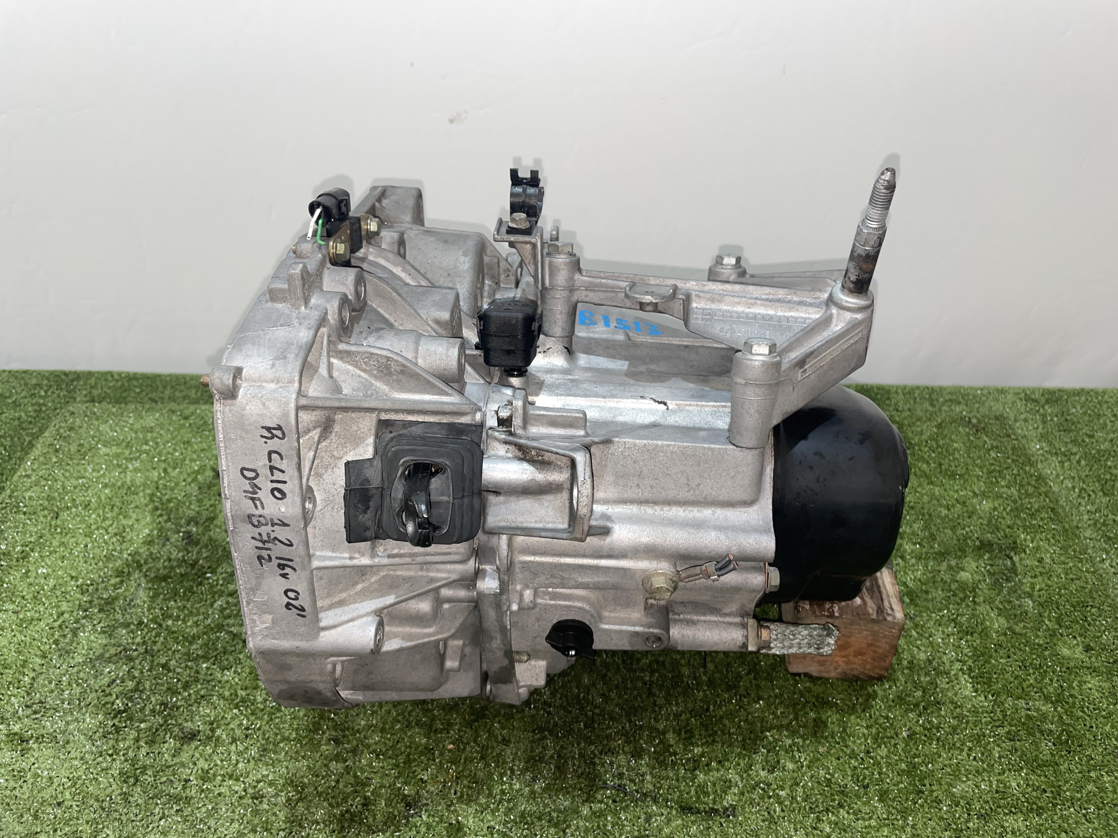 RENAULT Clio 3 generation (2005-2012) Gearbox JB1513 23547125