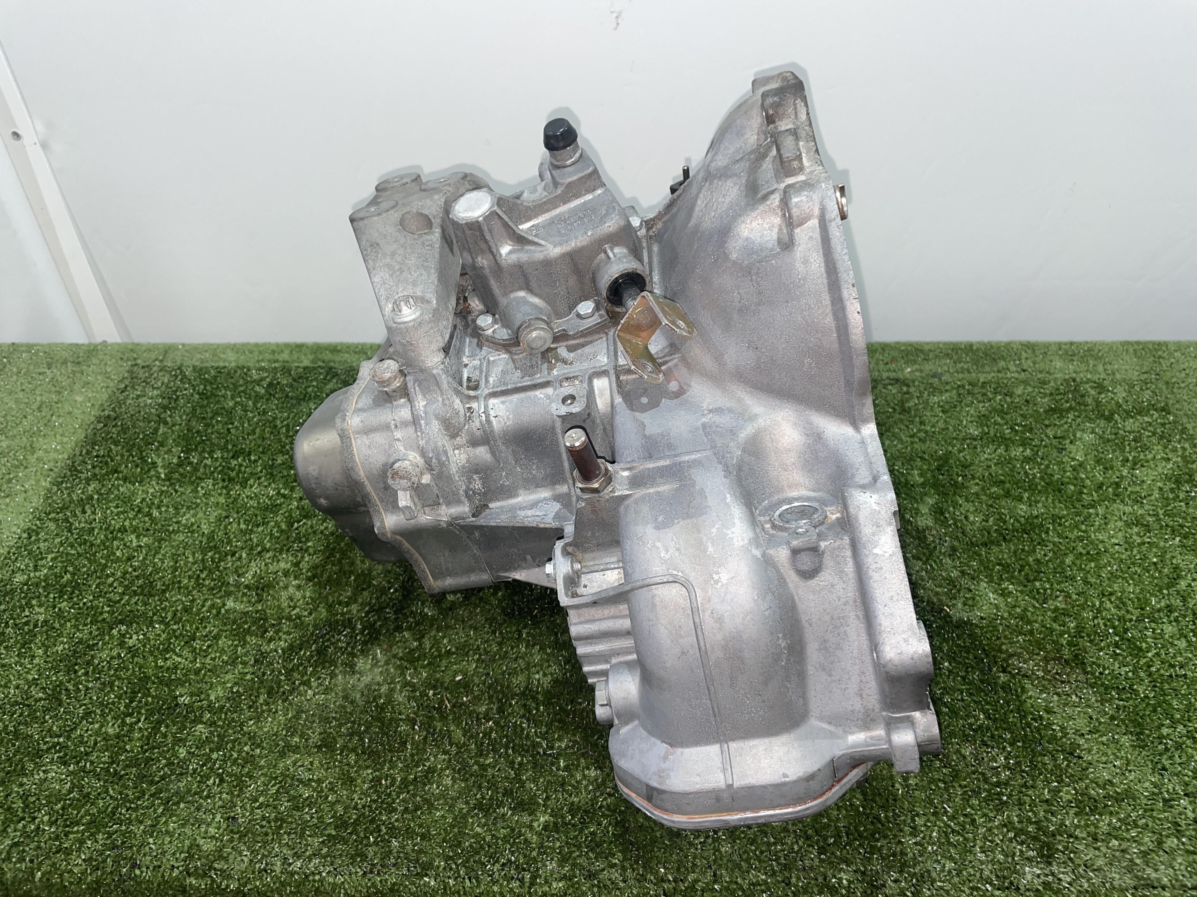 OPEL Astra H (2004-2014) Коробка передач F17C374 23843195