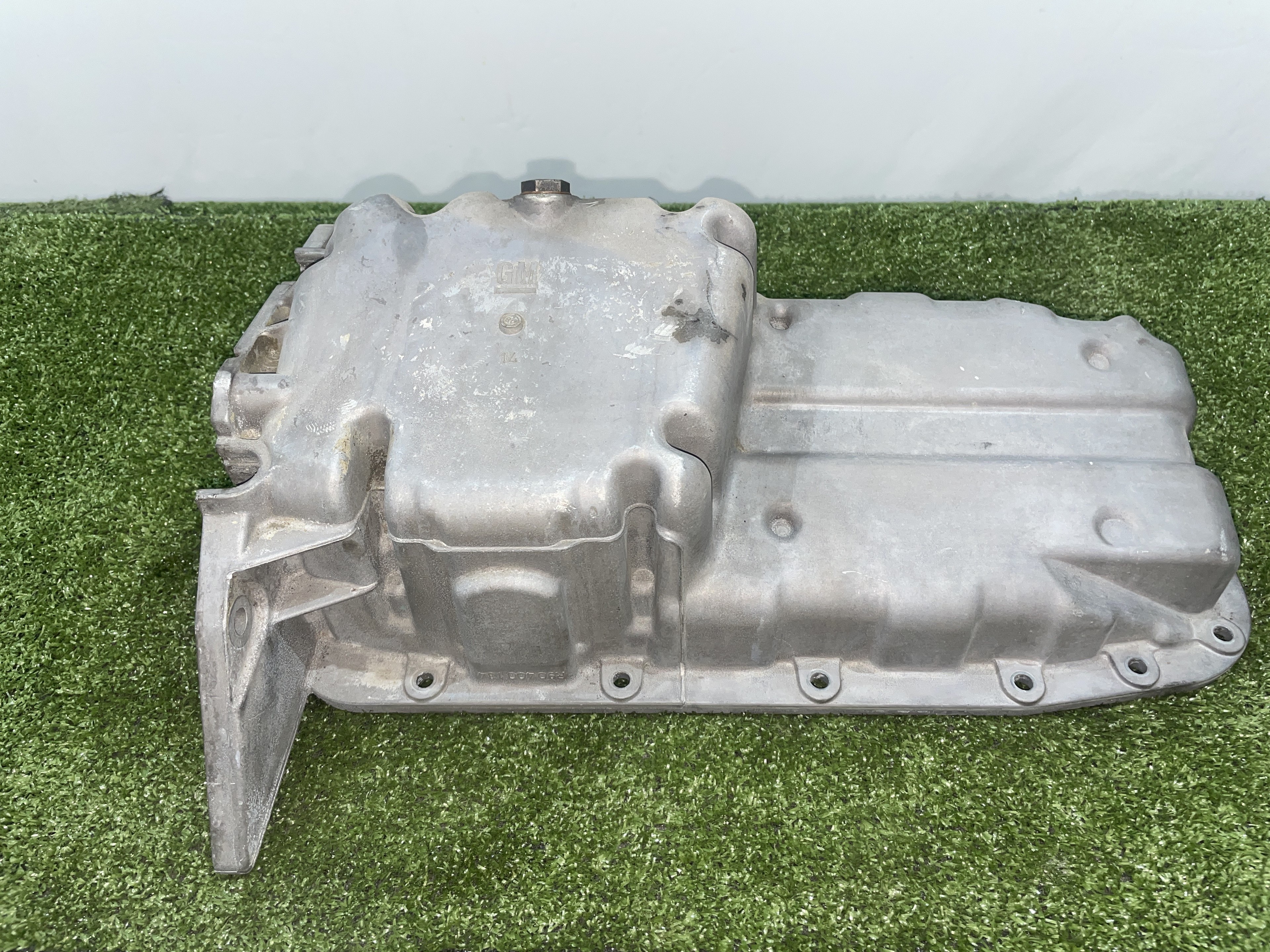 OPEL Astra H (2004-2014) Crankcase R90400134, 90400134 23844069