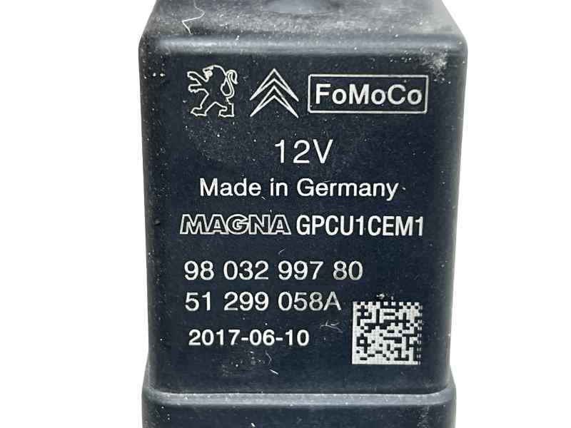 Relé BHZ 9803299780 de Peugeot 3008 2016-2025 - pieza usada