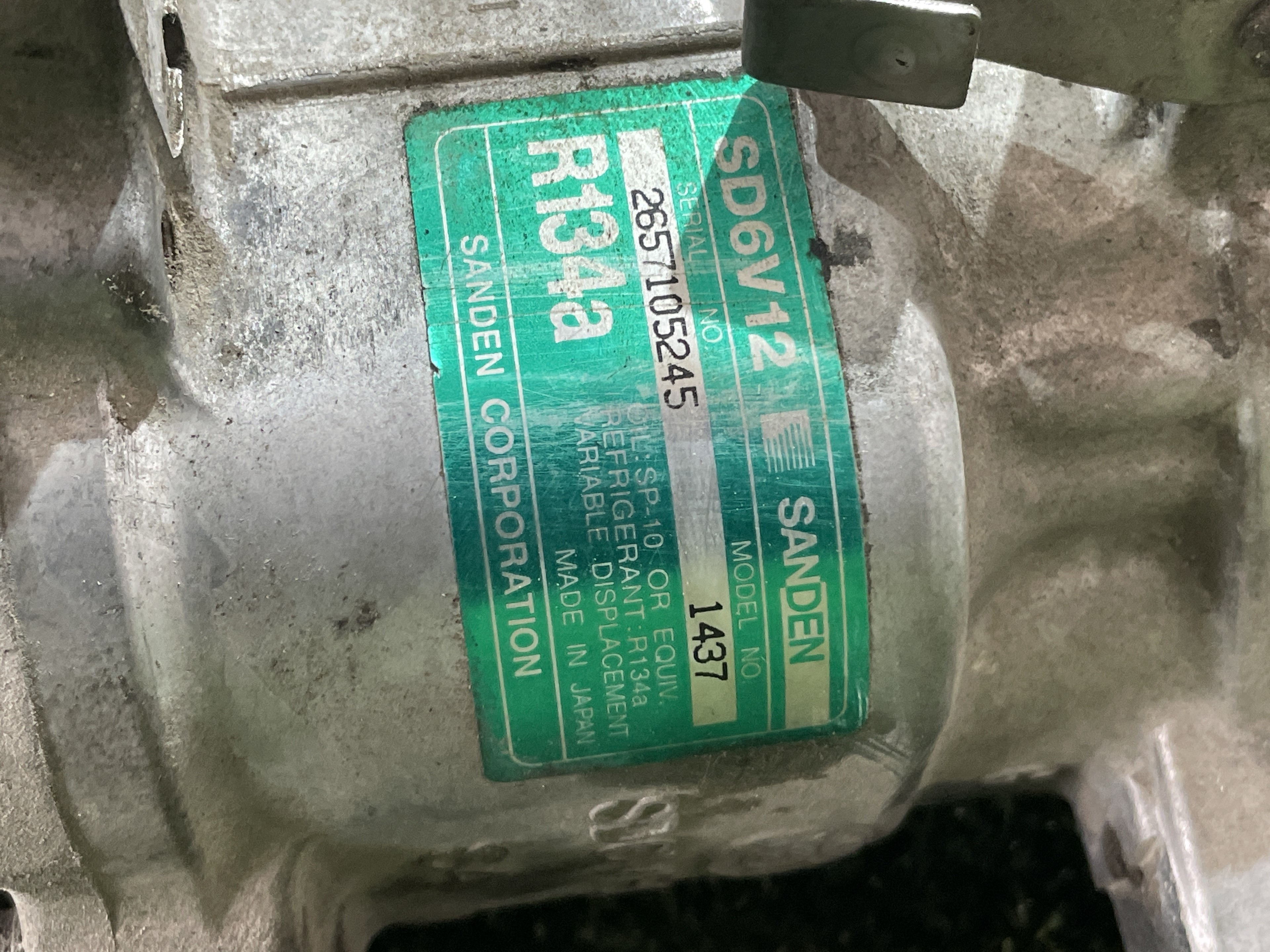 PEUGEOT 307 1 generation (2001-2008) Помпа кондиціонера 1437,SD6V12 23844513