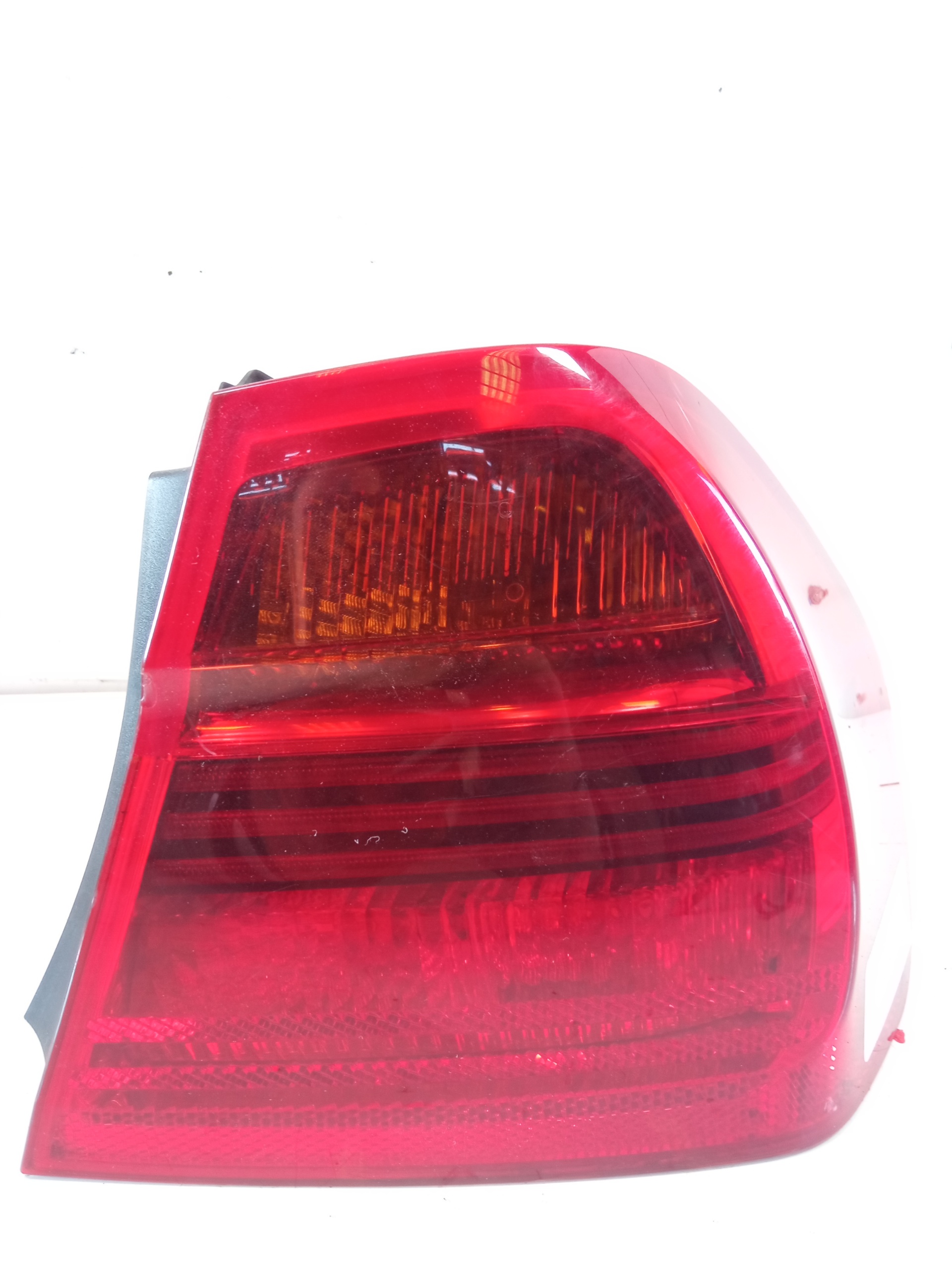 BMW 3 Series E90/E91/E92/E93 (2004-2013) Aizmugurējais labais lukturis 6937458, 5PINES 25297759