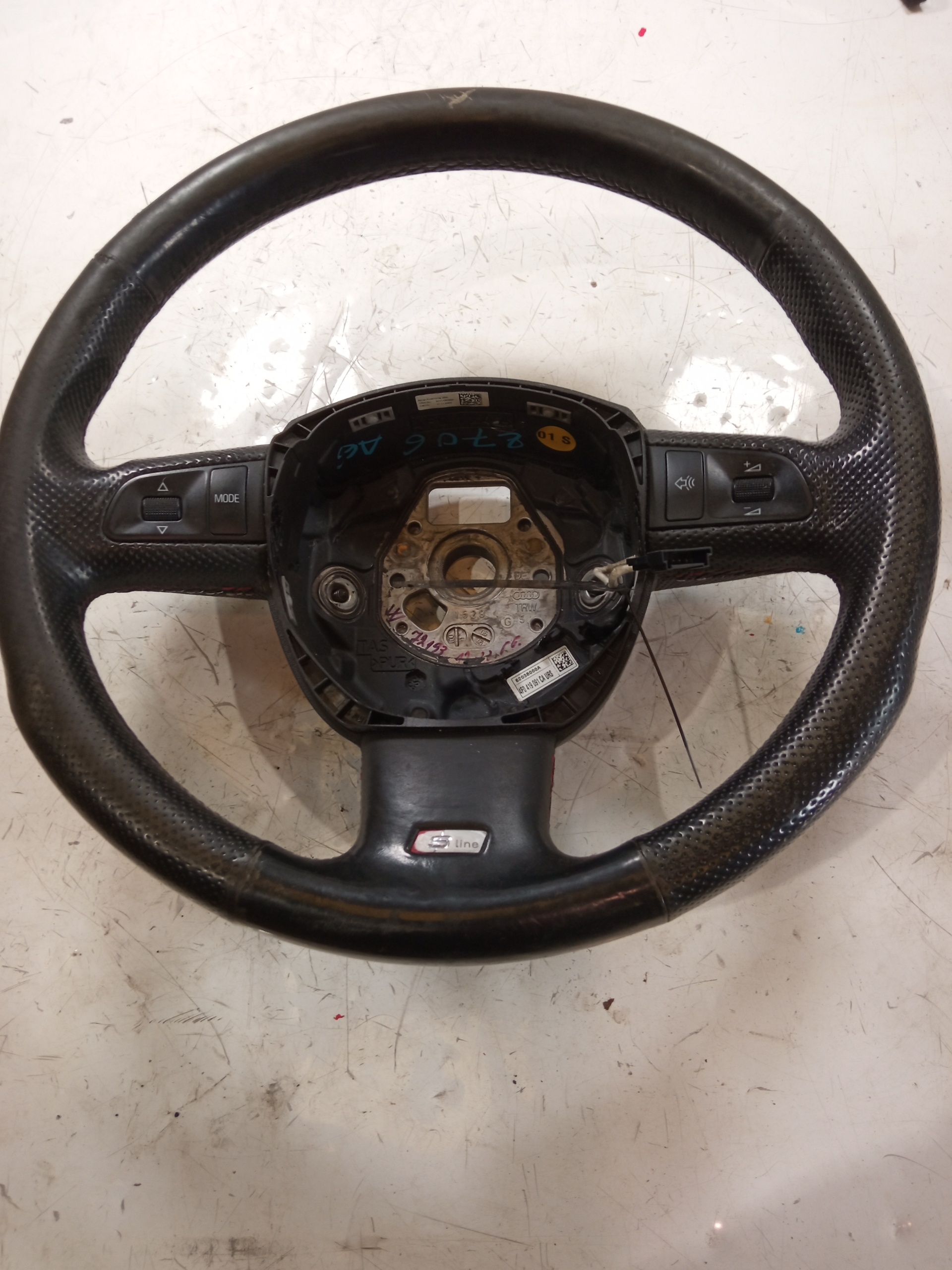 AUDI A6 C6/4F (2004-2011) Steering Wheel 4F0419091CA 24959052