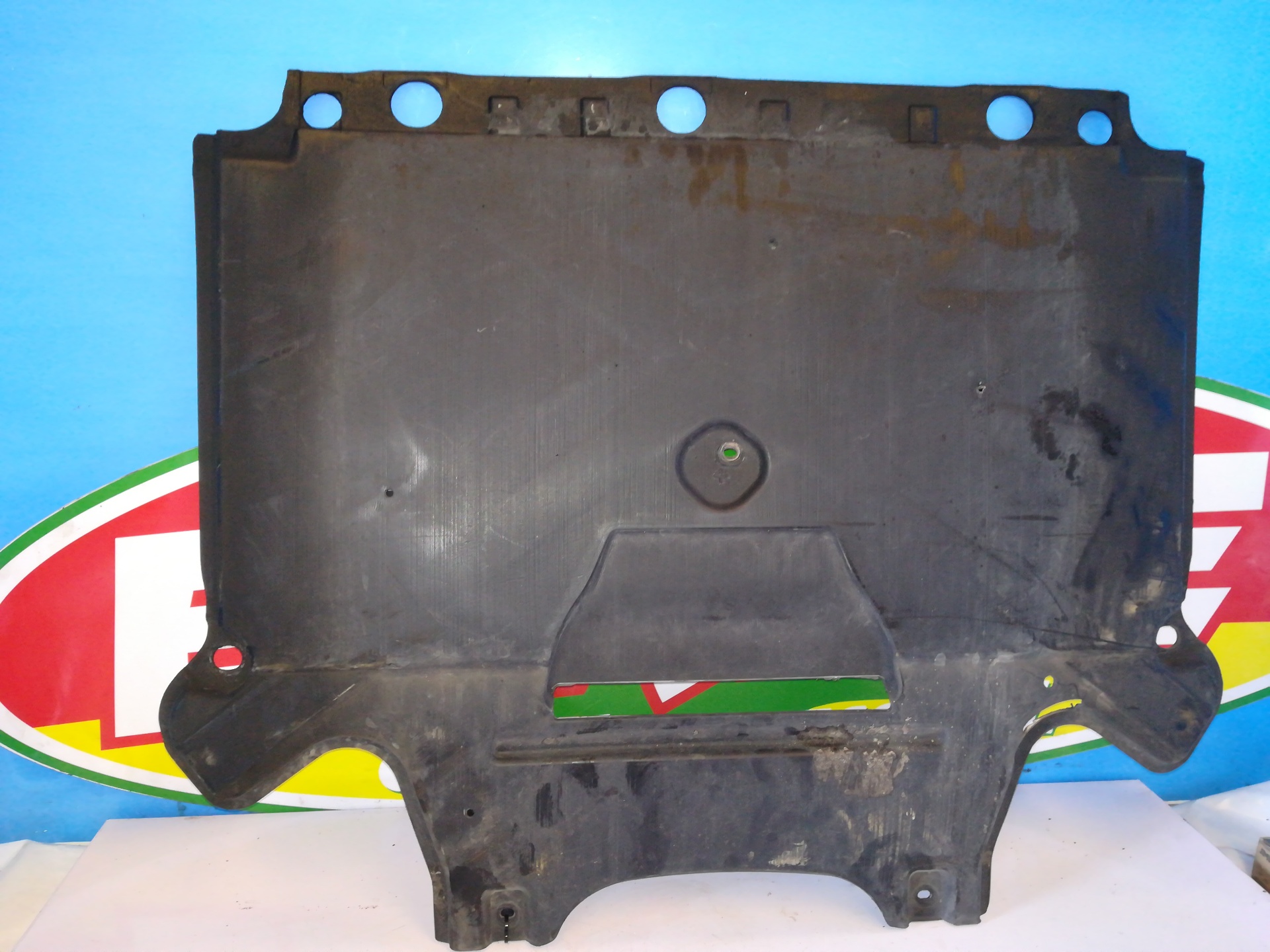 AUDI A6 C6/4F (2004-2011) Μπροστινό κάλυμμα κινητήρα 8K1863822L,8K2863822L 22377360