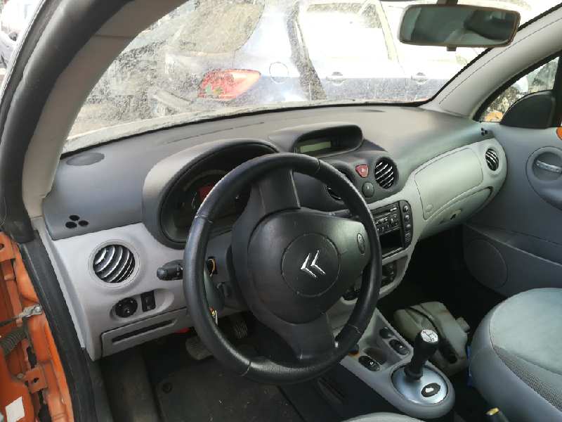 CITROËN C3 1 generation (2002-2010) Front Right Door 24884209