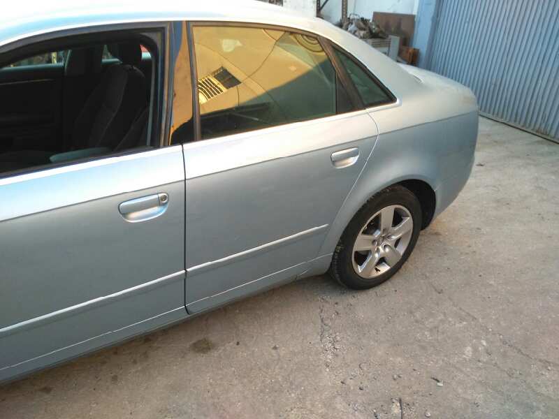 AUDI A4 B7/8E (2004-2008) Venstre bagdør 25427654