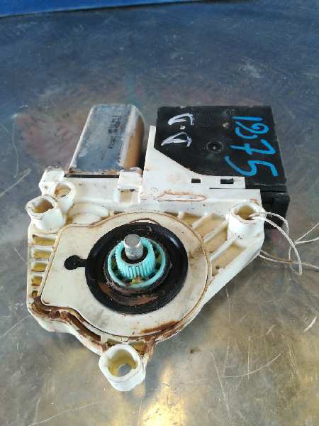 SEAT Toledo 3 generation (2004-2010) Front Right Door Window Control Motor 1K0959792M, F005S00395 21949923