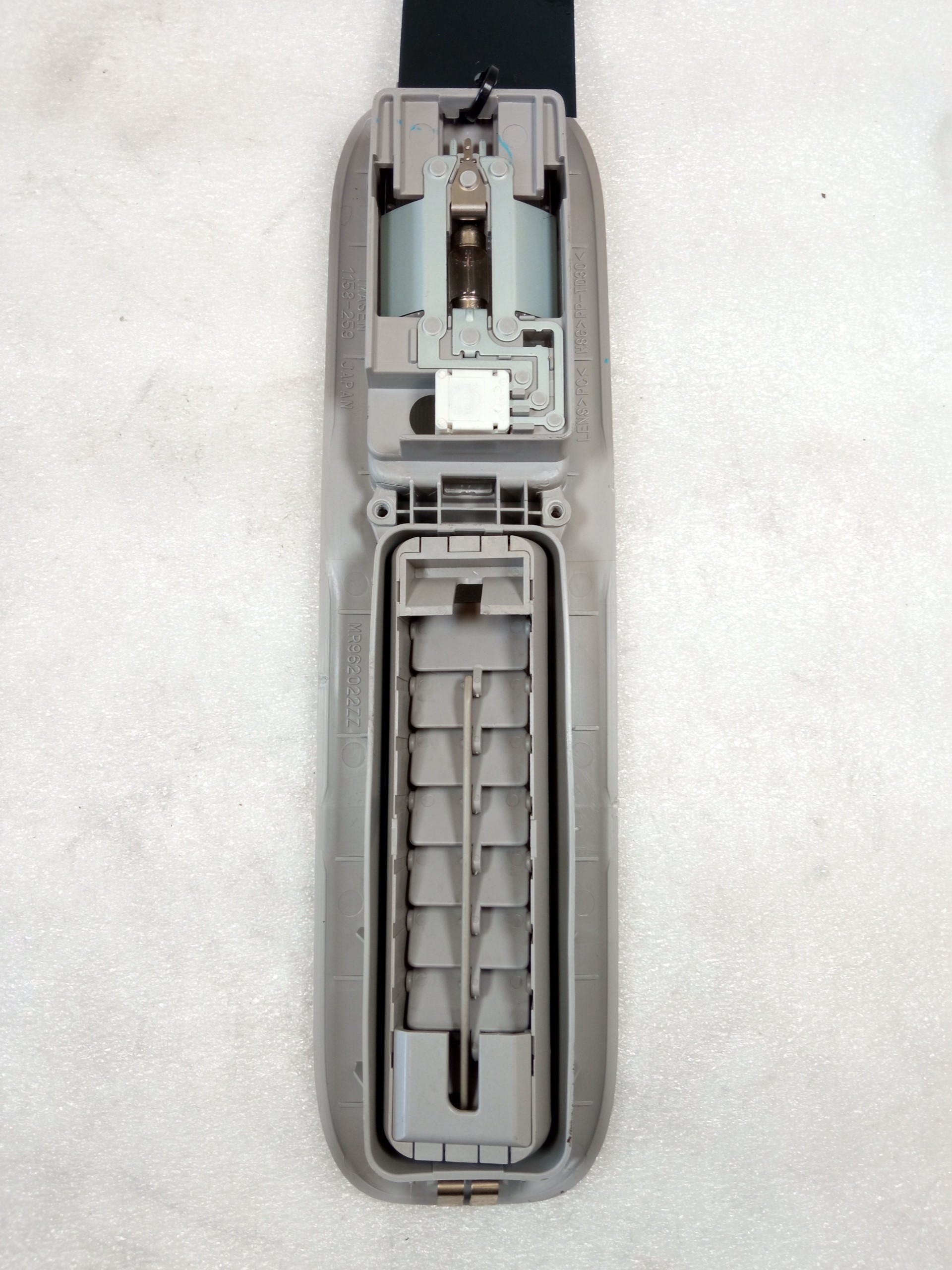 MITSUBISHI Grandis 1 generation (2003-2011) Other Interior Parts MR962022ZZ, 3PINES 24292550