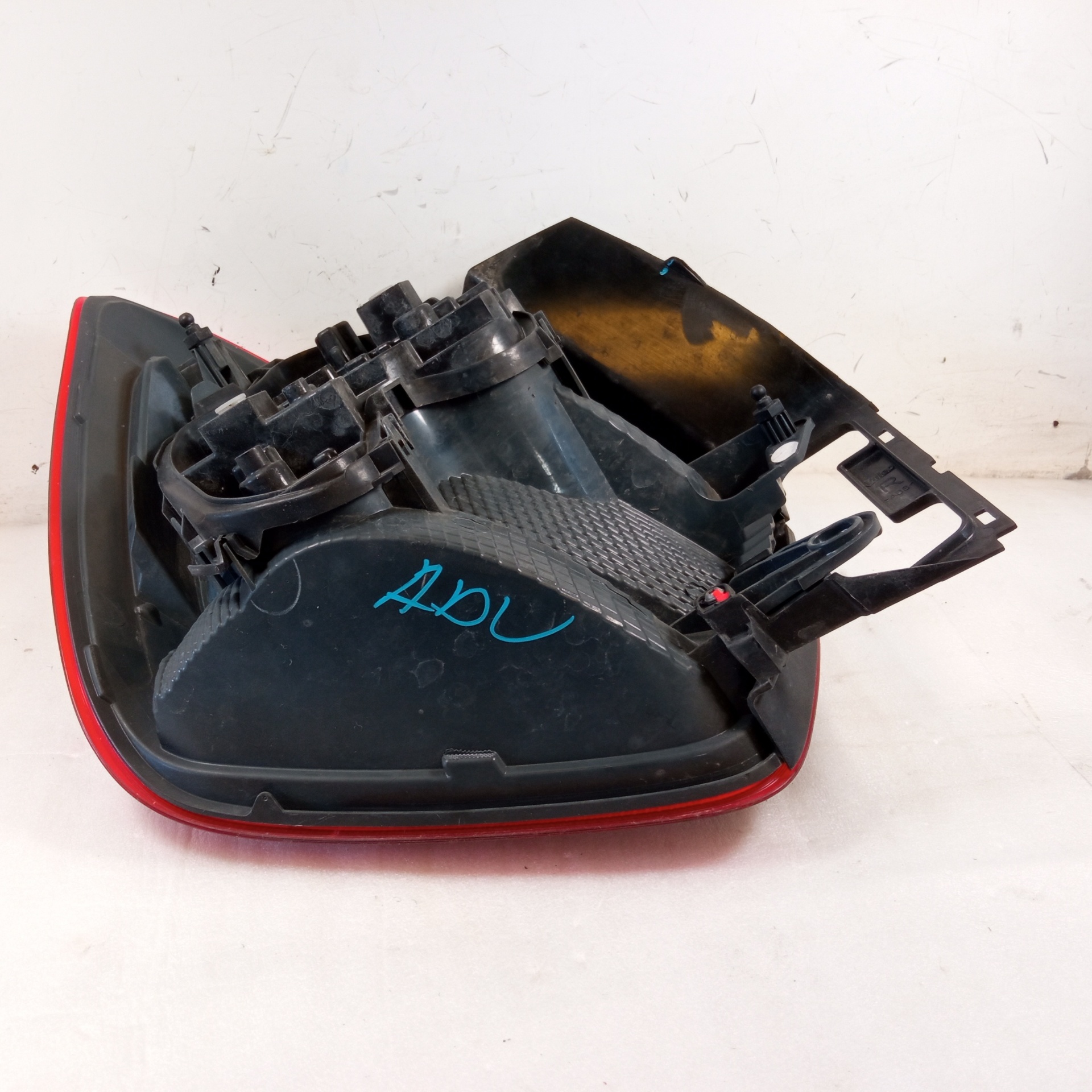 Piloto trasero derecho N47D20A 63217270096 de Bmw 1 (e81) 2006-2011 177 CV - pieza usada