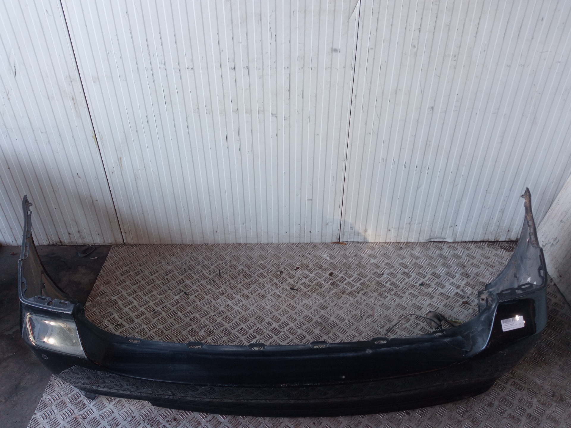 BMW 3 Series E90/E91/E92/E93 (2004-2013) Rear Bumper 25393053