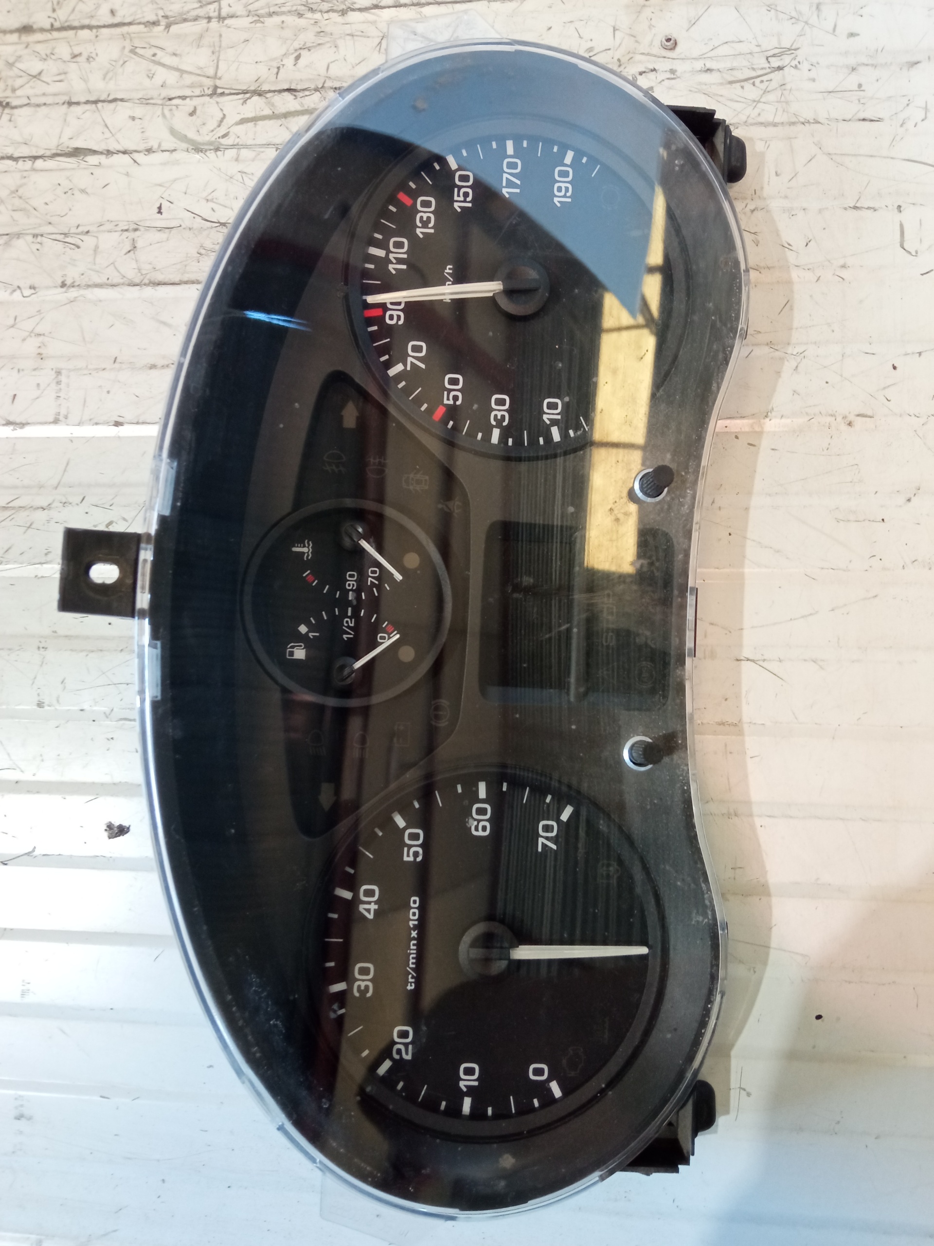 CITROËN Berlingo 2 generation (2008-2023) Speedometer 98016422 25427469