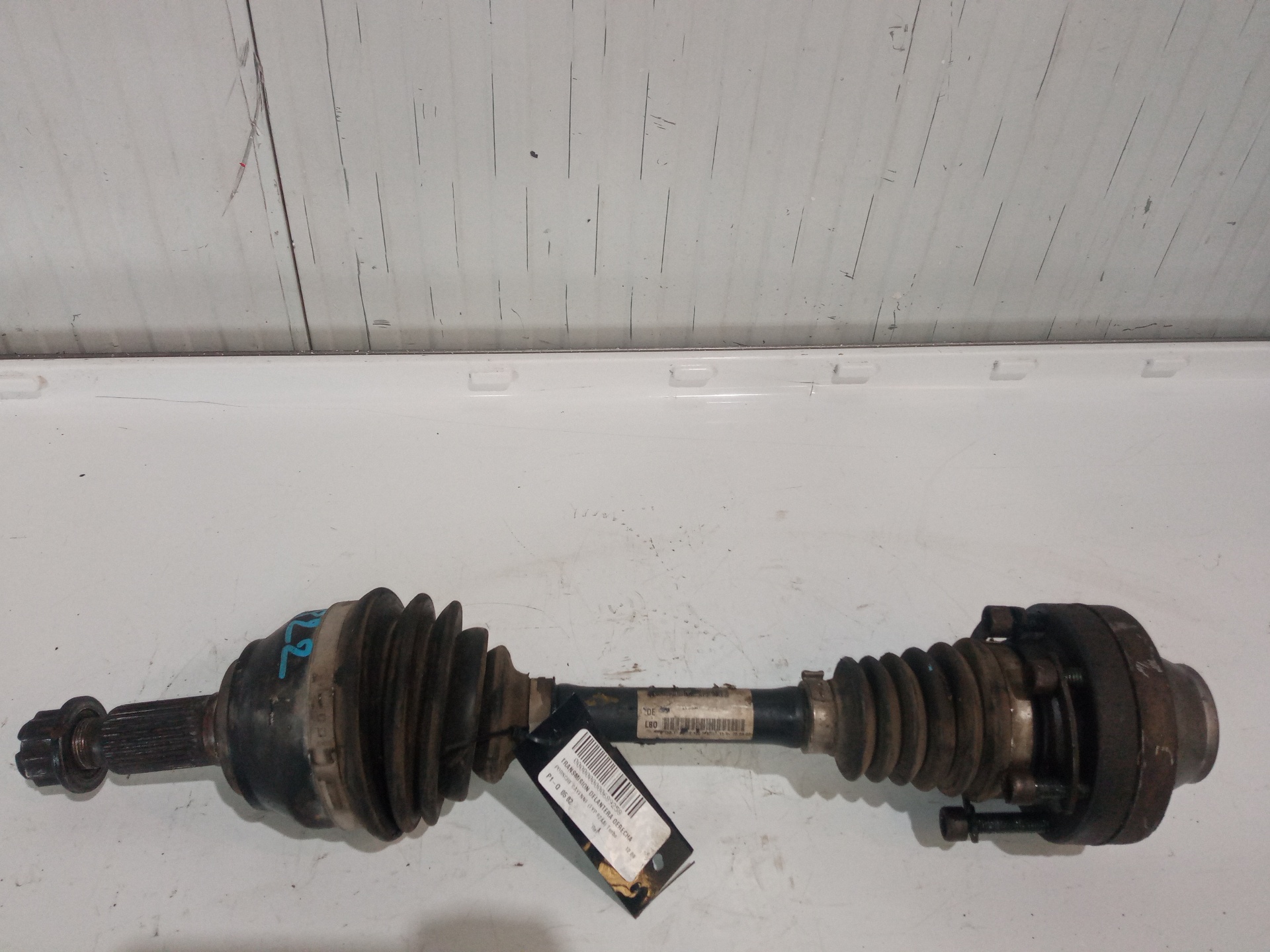 PORSCHE Cayenne 958 (2010-2018) Front Right Driveshaft 24858248