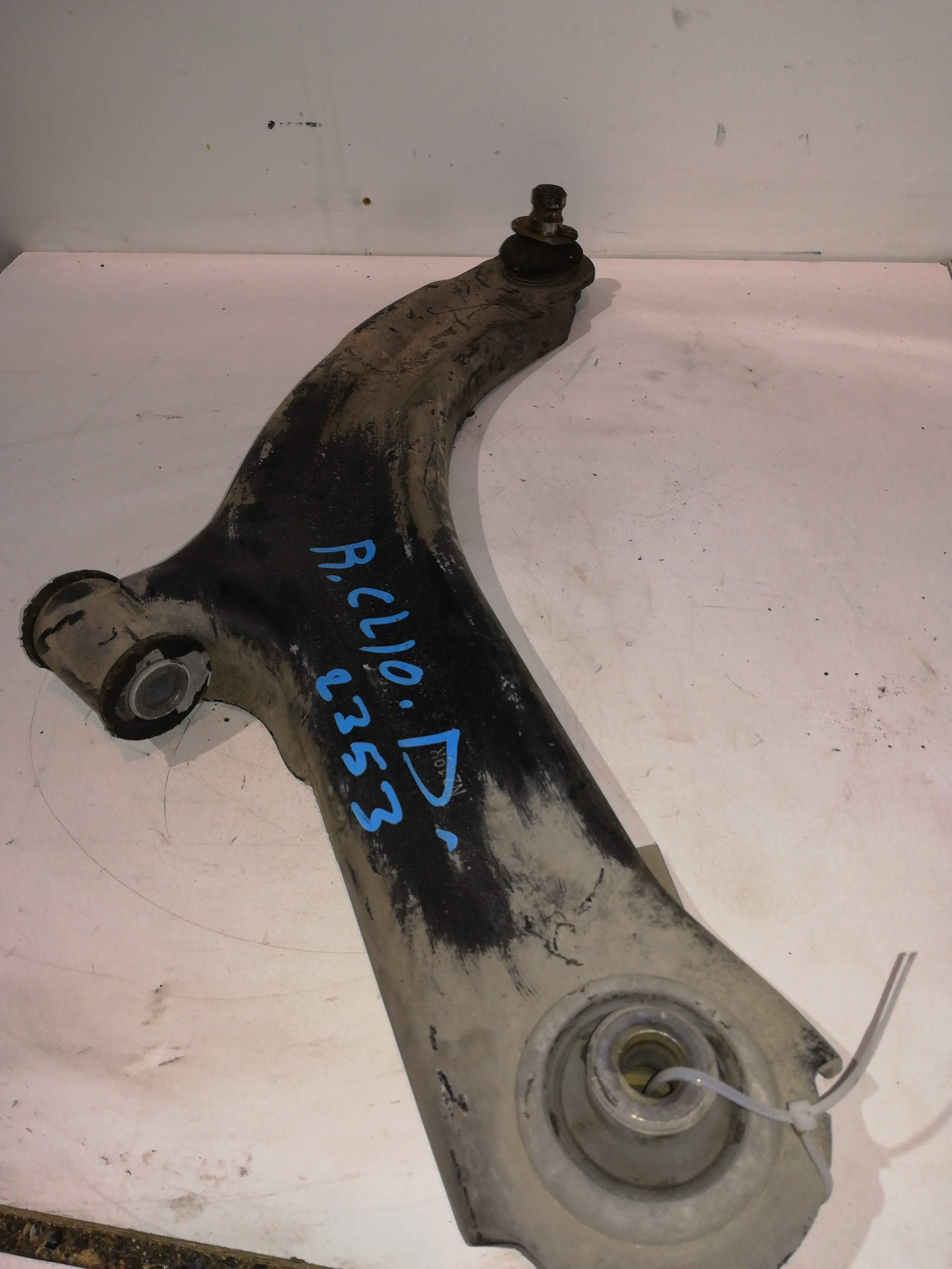 RENAULT Clio 3 generation (2005-2012) Front Right Arm 25296273