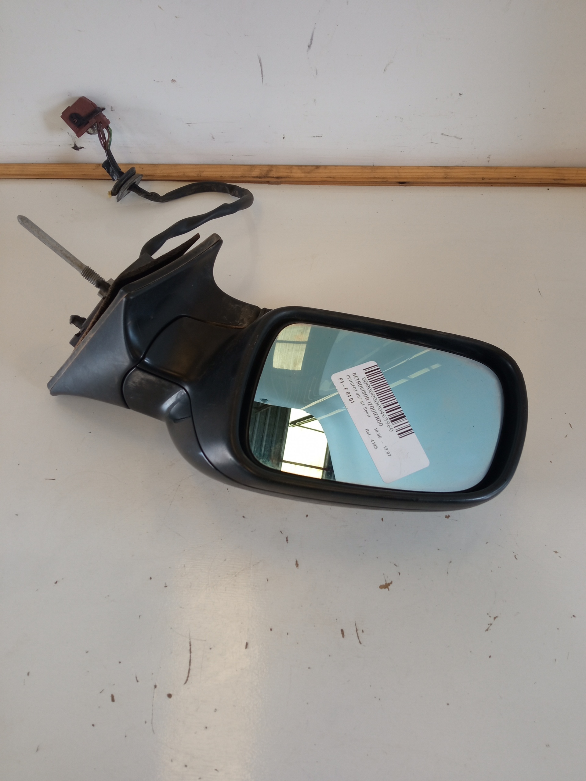 Door mirror left hand 9HZ 4145 de Peugeot 407 (6d_) 2004-2010 109 CV con 183000 km - pieza usada