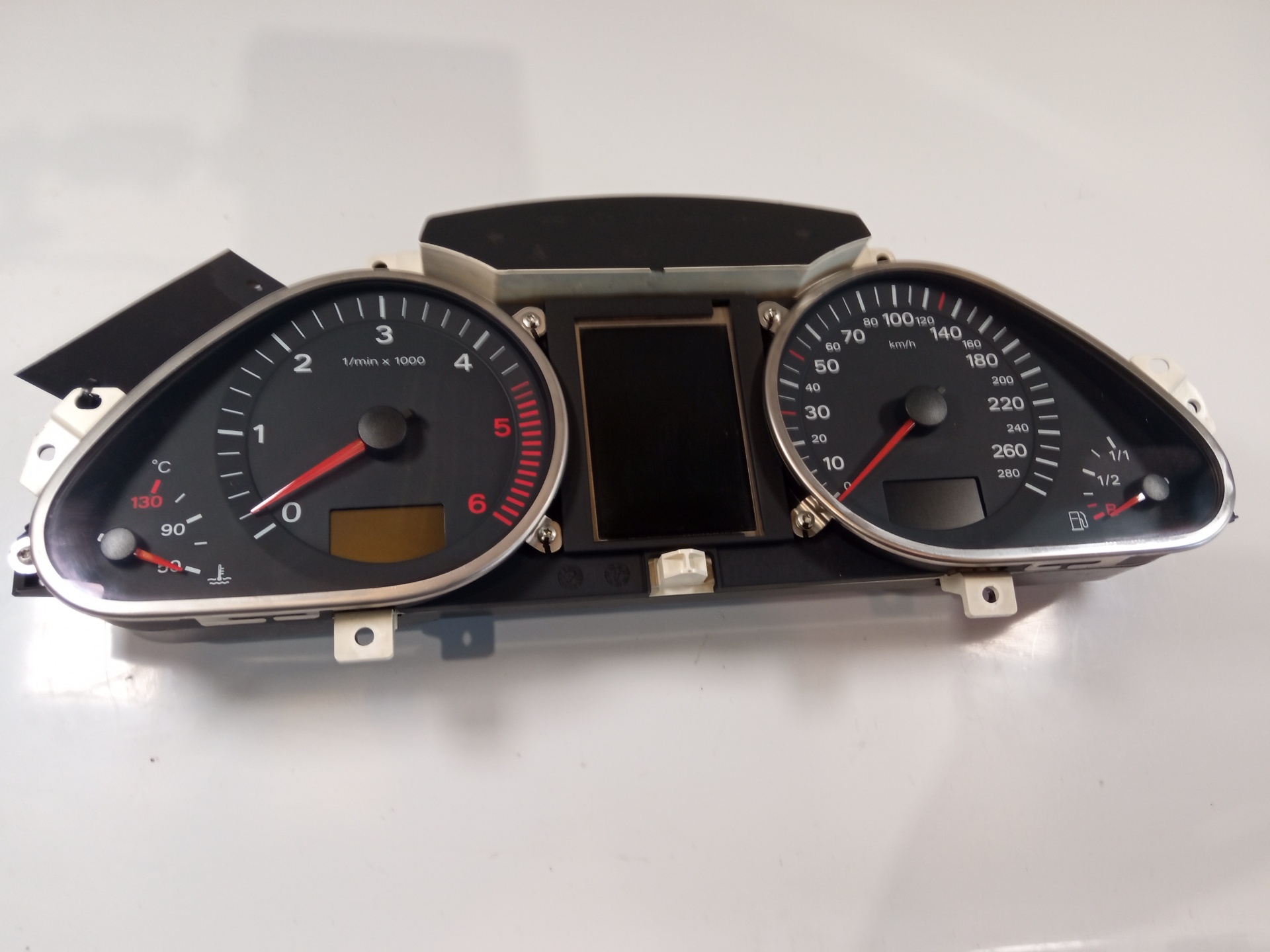 AUDI A6 C6/4F (2004-2011) Speedometer 5550007301 25428055