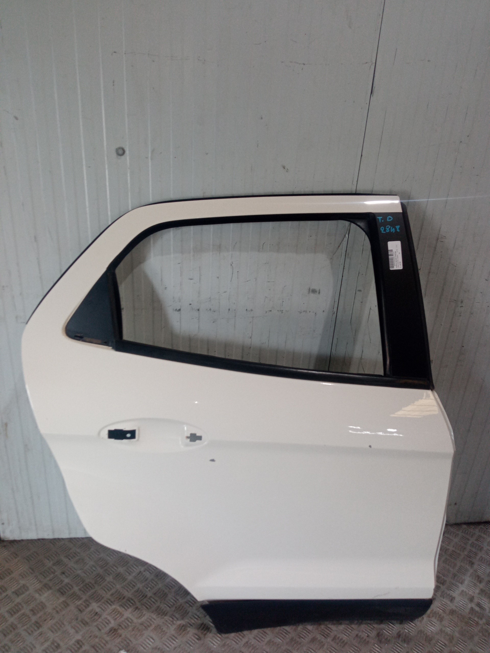 FORD EcoSport 1 generation (2003-2012) Rear Right Door 25399360